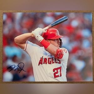 Mike Trout Autographed Photo Los Angeles Angels 8.5x11